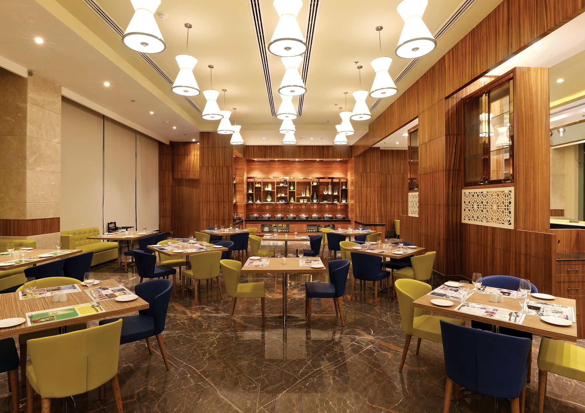 Lemon Tree Hotel Sohna Road Гургаон Экстерьер фото